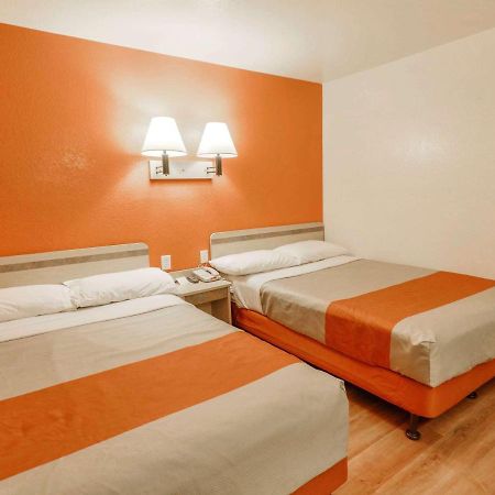 Motel 6-Huntsville, Tx Luaran gambar