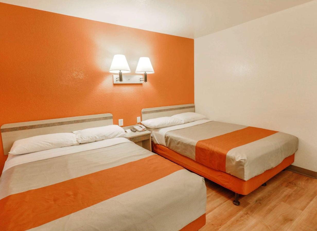 Motel 6-Huntsville, Tx Luaran gambar