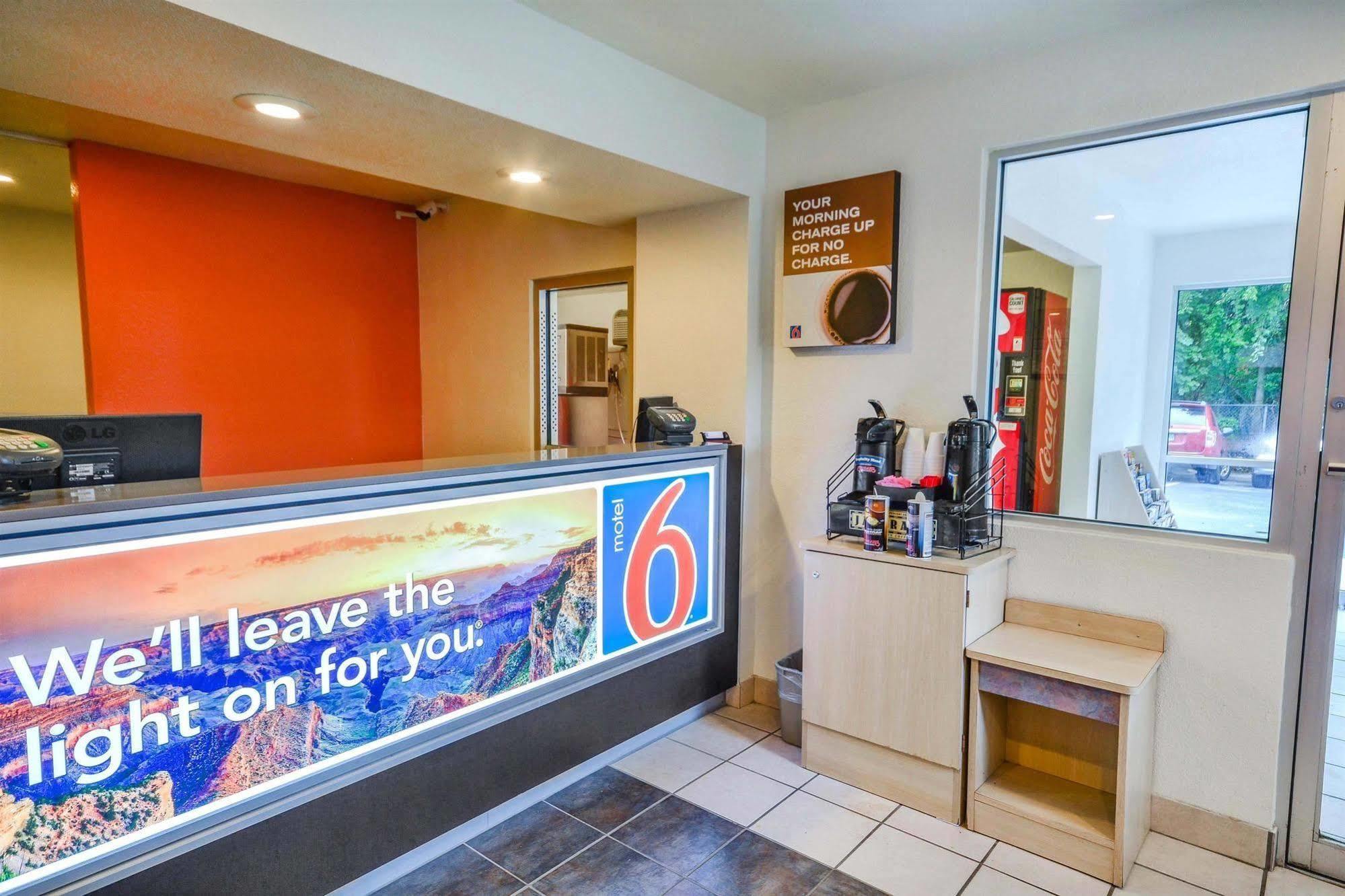 Motel 6-Huntsville, Tx Luaran gambar